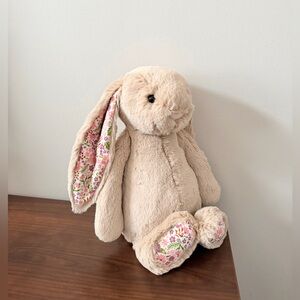 Jellycat Blossom Beige Bunny “Petal”